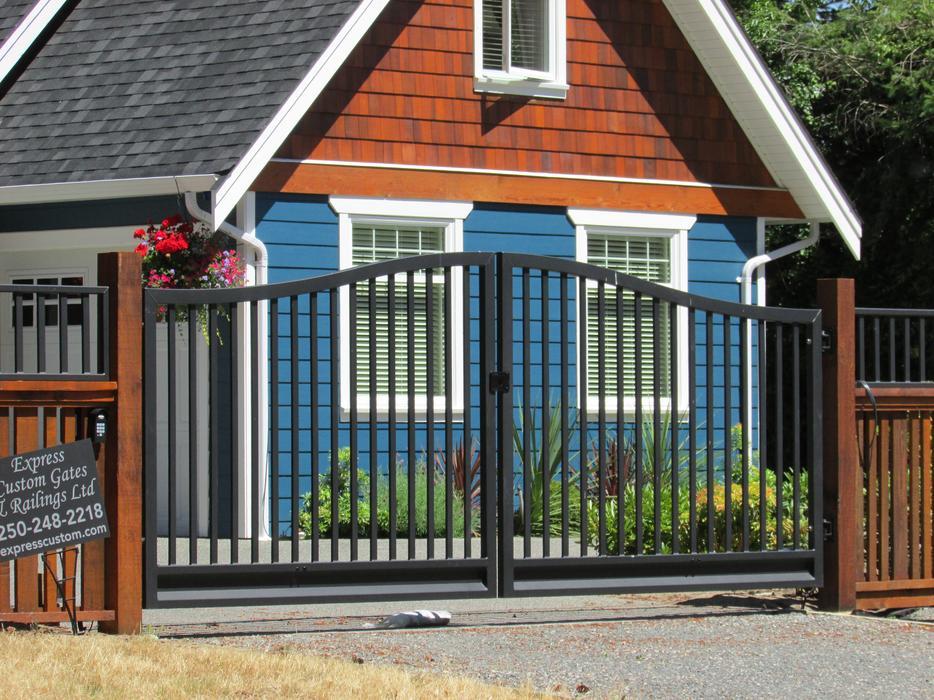 Custom Aluminum Driveway Gates! Westcoast Custom Gates Ltd Outside