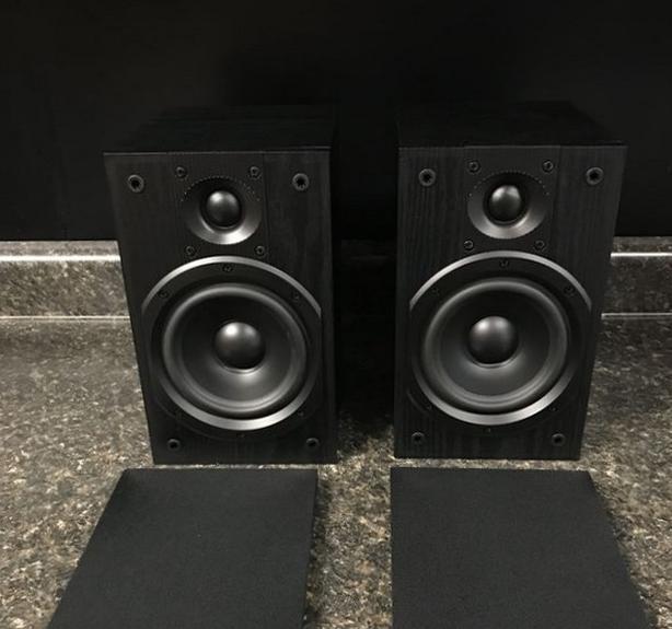 Bookshelf speakers Classifieds for Jobs, Rentals, Cars, Furniture and Free Stuff