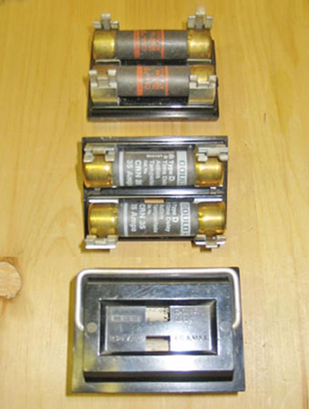 CEB (RB26) 30/60 Amp, 120/240 Volt Fuse Cartridge Holder Rare