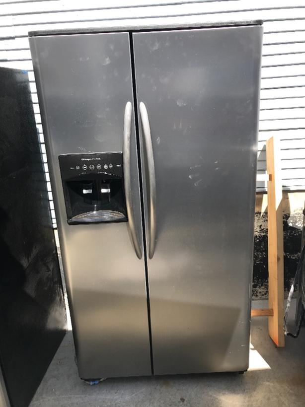 Stainless Steel Frigidaire Fridge Classifieds for Jobs, Rentals, Cars, Furniture and Free Stuff