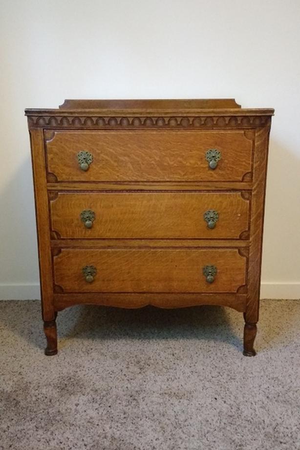 Antique English Oak Three Drawer Dresser Classifieds for Jobs