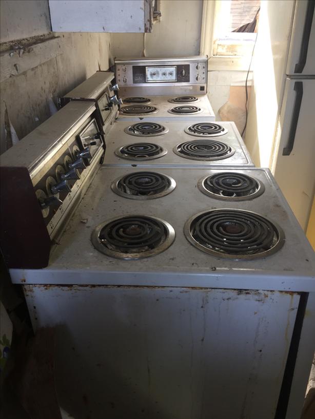 24 INCH stove/range Classifieds for Jobs, Rentals, Cars, Furniture