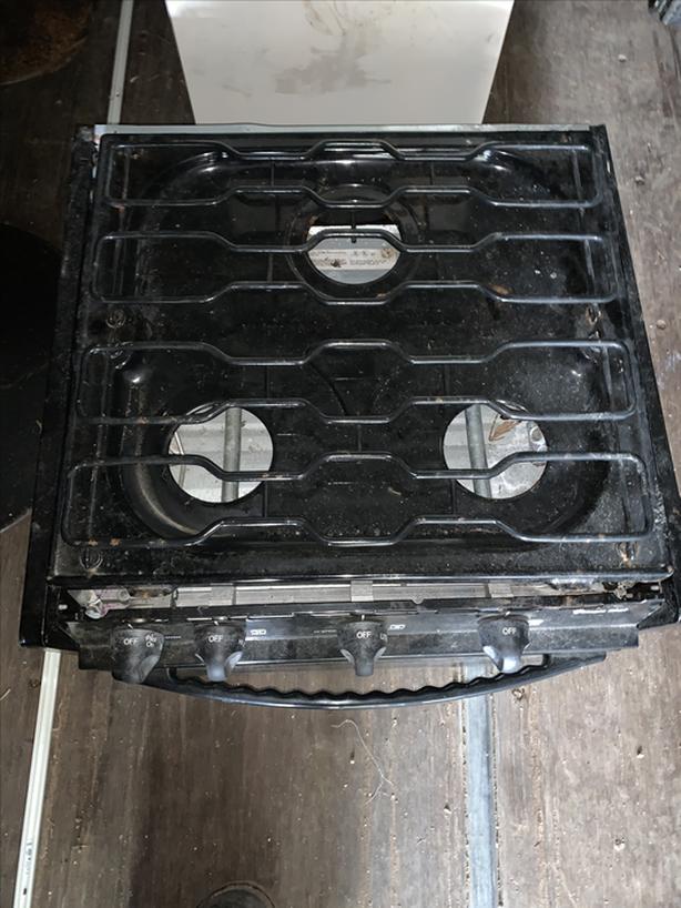 Magic chef RV propane range 3 burner, automatic pilot Classifieds for