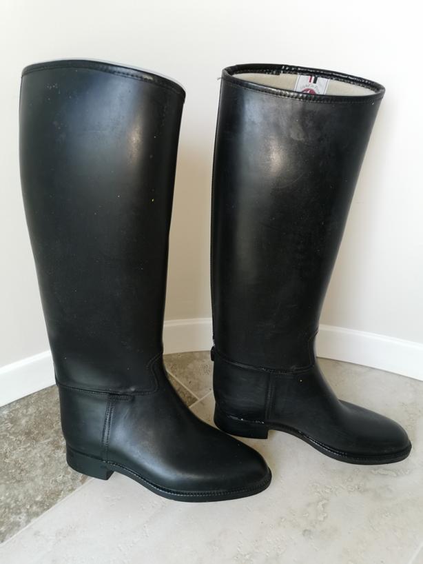 Insulated Riding Boots - $60 