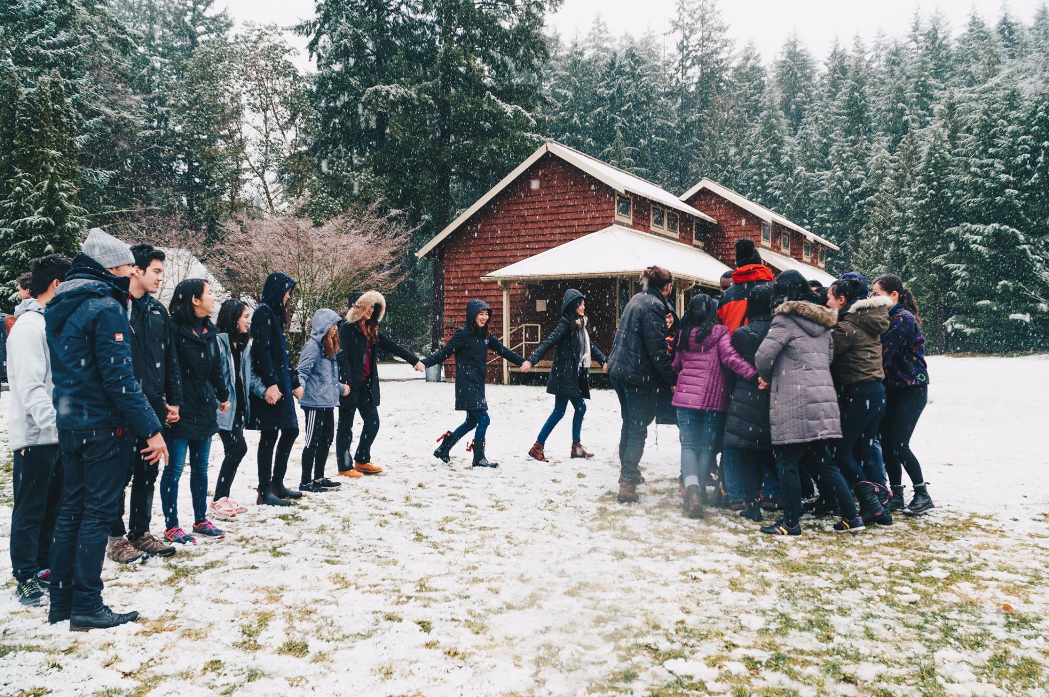 Bonding activities at the retreat to Pack Forest in Winter 2017. Photo credit: Rachel Su.