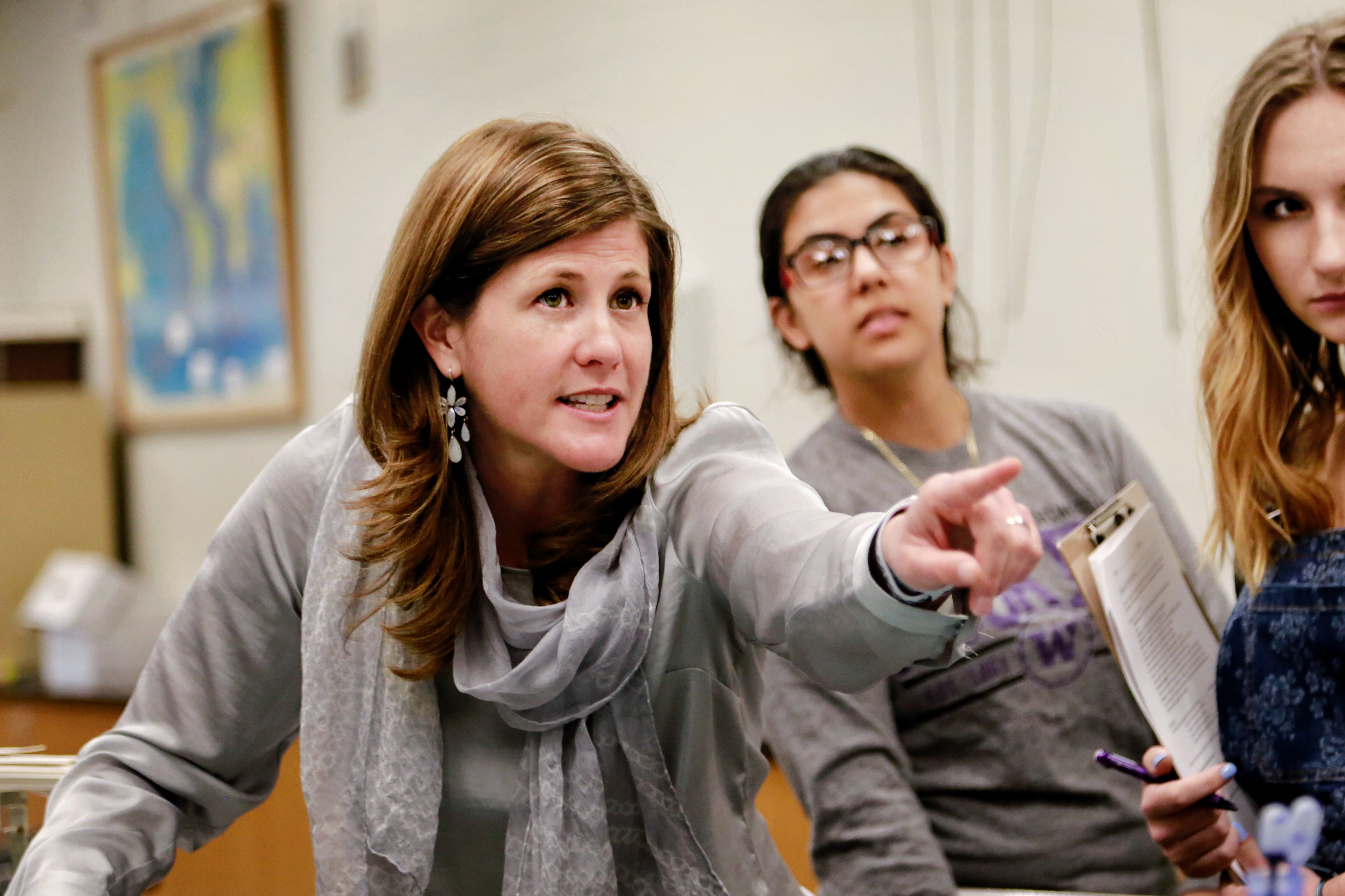 Mikelle Nuwer teaching photo