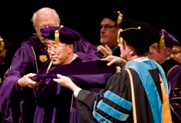 Ban Ki-moon honorary degree hooding