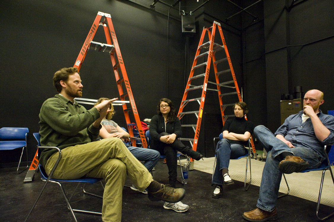 The new lighting studio has room for discussion. From left are lecturer Andrew Smith with students Jessica Jones, Nicole Simon, Linnaea Boone Wilson and Andy McGinn.