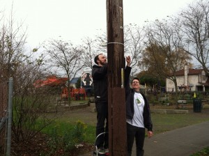 To measure exposure to diesel exhaust at homes in Georgetown and South Park neighborhoods, UW researchers put up air sampling monitors.