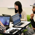 University of Washington graduate students talk about their projects in class.