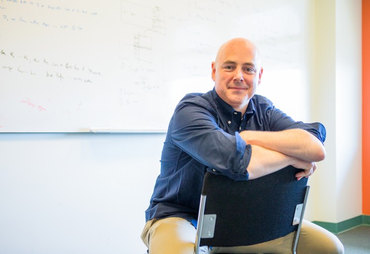 MacArthur fellow Christopher Ré