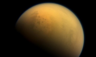 An image of Saturn's haze-shrouded moon Titan taken by the Cassini spacecraft. The UW-based Virtual Planetary Laboratory studied records of the haze on early Earth to see how such atmospheric conditions might affect an exoplanet, or one beyond our solar system. They found that such a haze might show the world is habitable, or that life itself is present.