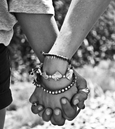 hands-63743_1920 (1)