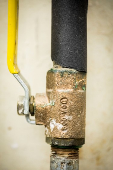 example use around a pipe
