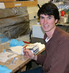 2007-08 Scholar, David Linders David Linders in lab