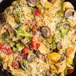 Pan full of pasta primavera