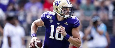 UW quarterback Jacob Eason