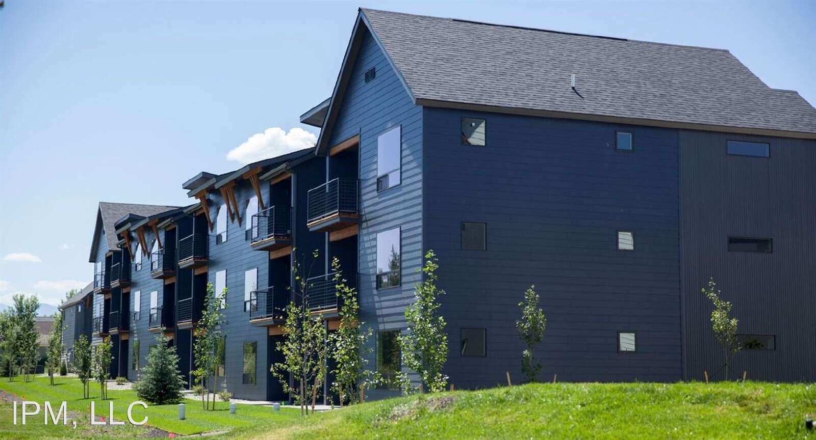 4835 Golden Gate Ave apt f Bozeman MT 59718 is a 2 Bedroom Apartment