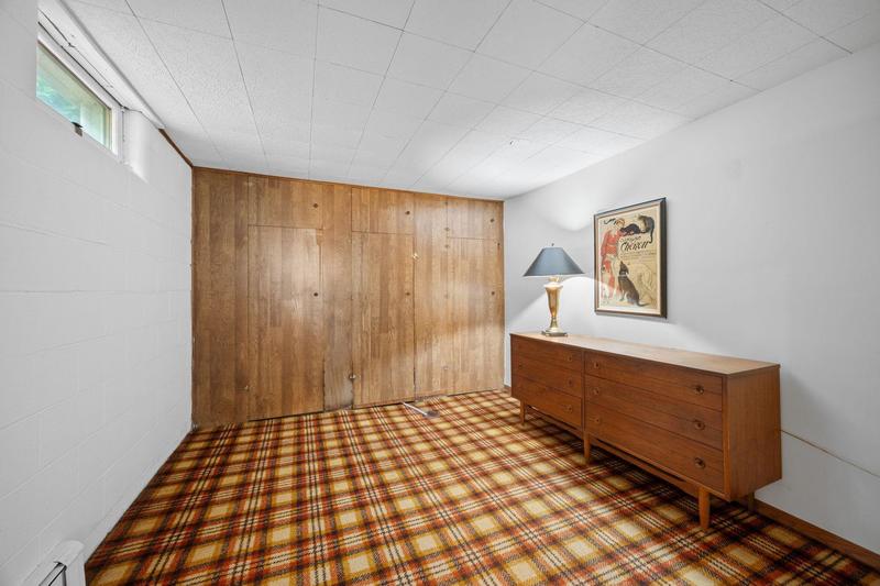 9125 Highway 7 Saint Bonifacius, MN