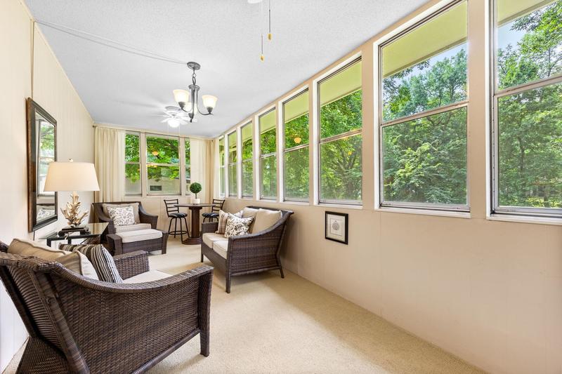 9125 Highway 7 Saint Bonifacius, MN