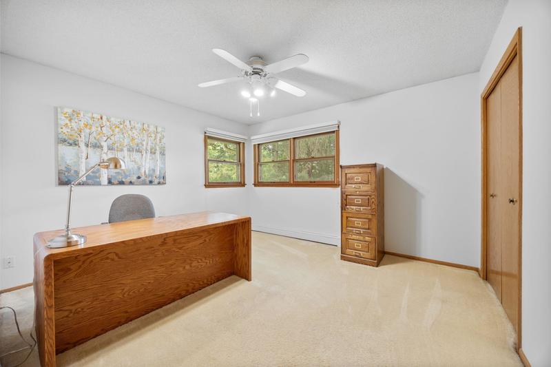 9125 Highway 7 Saint Bonifacius, MN