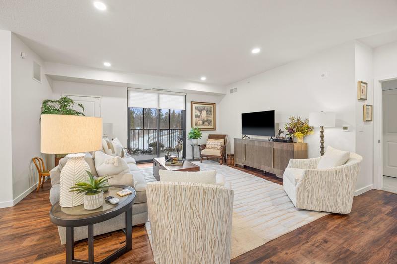 1948 Wayzata Boulevard Long Lake, MN