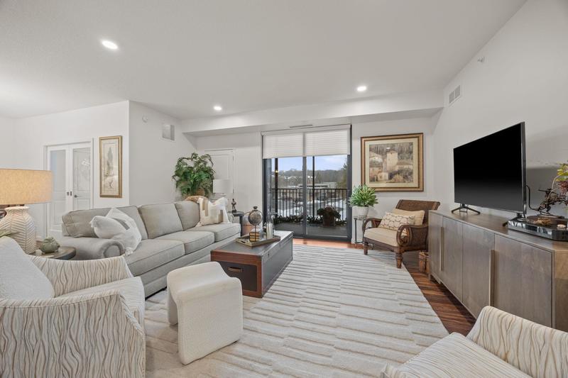 1948 Wayzata Boulevard Long Lake, MN