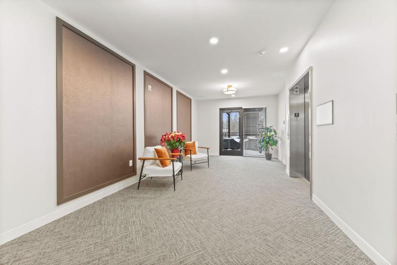 1948 Wayzata Boulevard Long Lake, MN