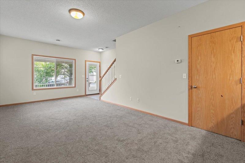 932 Crossing Way Delano, MN