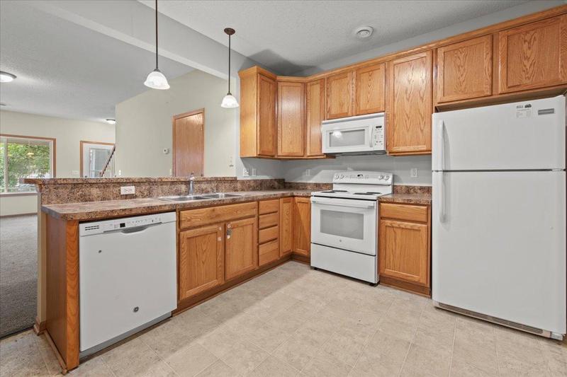 932 Crossing Way Delano, MN