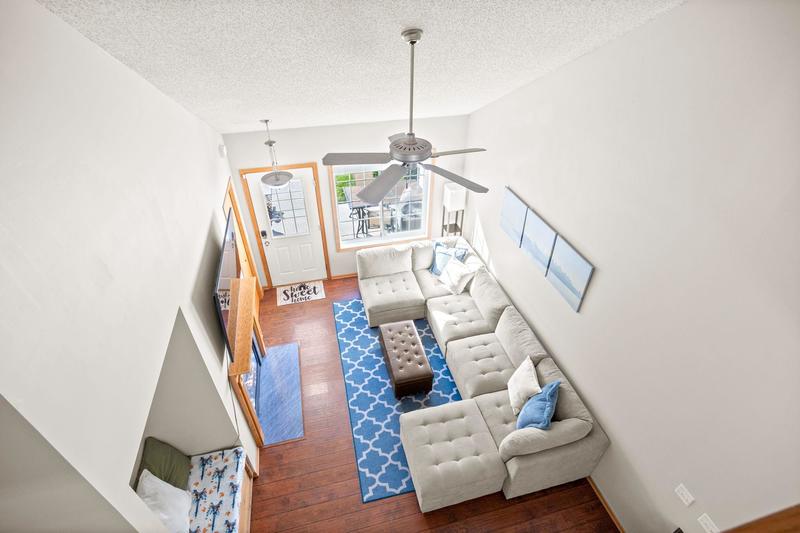 17085 Eastwood Avenue Lakeville, MN