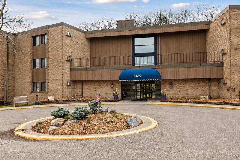 5697 Green Circle Drive Minnetonka, MN