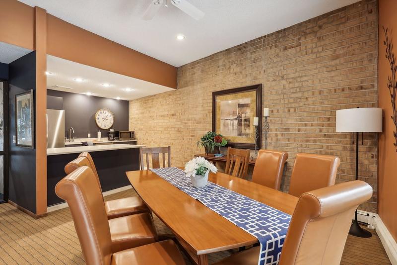 5697 Green Circle Drive Minnetonka, MN