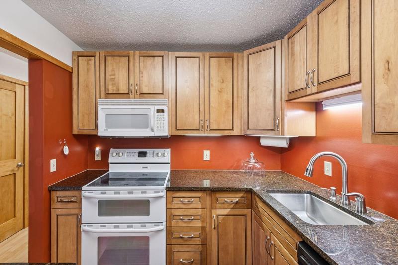 5697 Green Circle Drive Minnetonka, MN