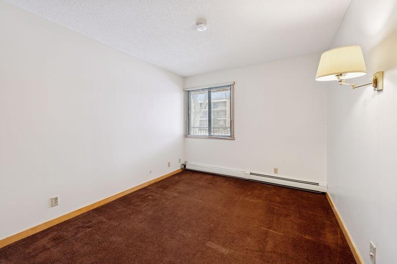 5697 Green Circle Drive Minnetonka, MN