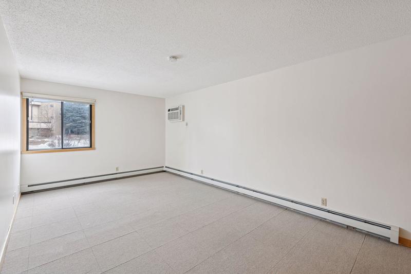 5697 Green Circle Drive Minnetonka, MN