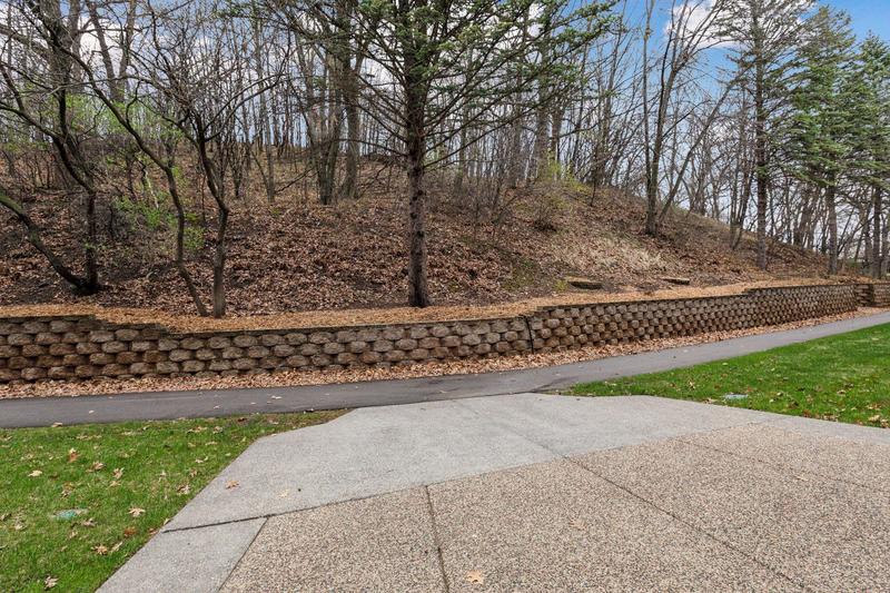 5697 Green Circle Drive Minnetonka, MN