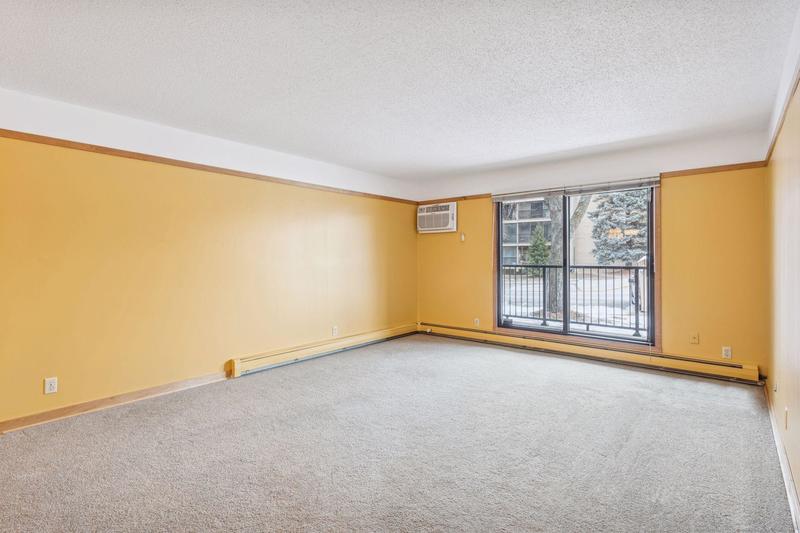 5697 Green Circle Drive Minnetonka, MN