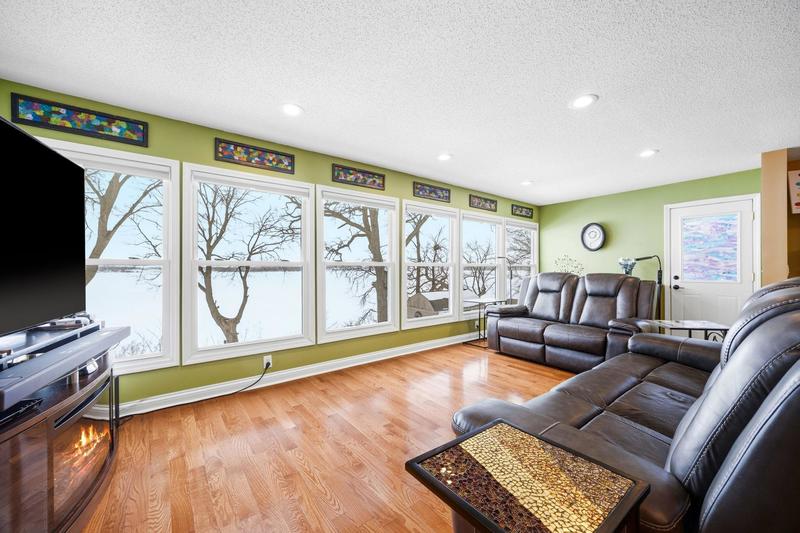 5249 Imhoff Avenue Howard Lake, MN