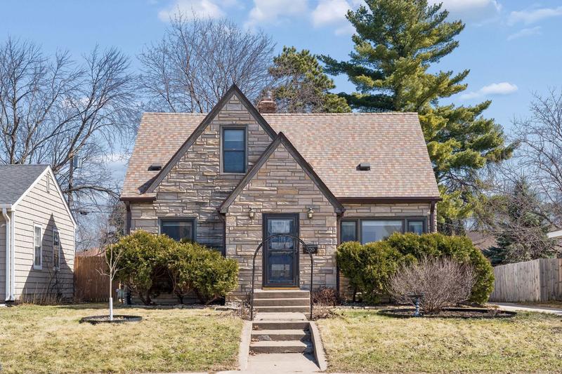 320 9th Avenue South Saint Paul, MN