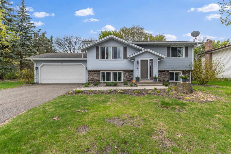 7501 82nd Avenue N Brooklyn Park, MN