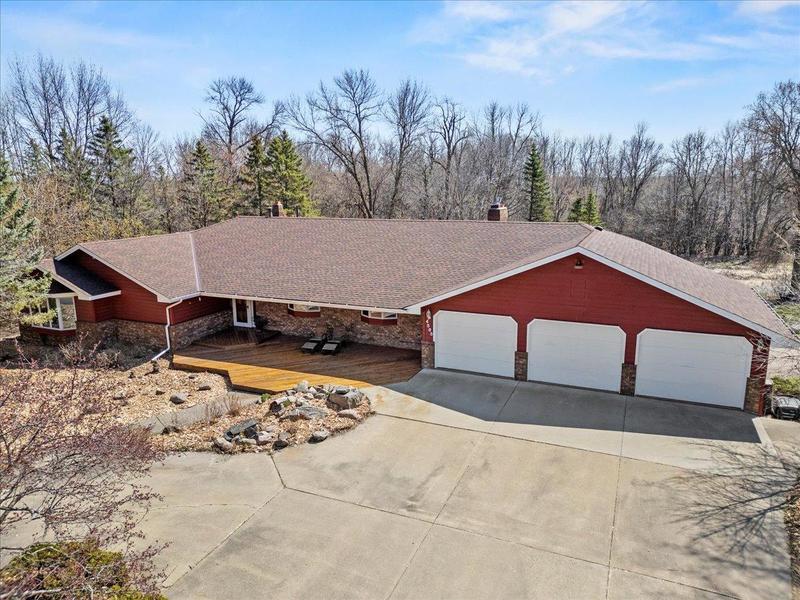 4585 Pioneer Trail Medina, MN