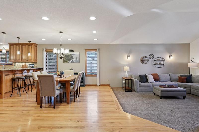 1401 Woods Creek Drive Delano, MN