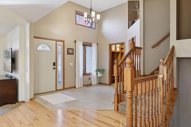 1401 Woods Creek Drive Delano, MN