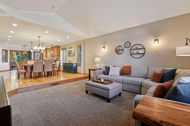 1401 Woods Creek Drive Delano, MN