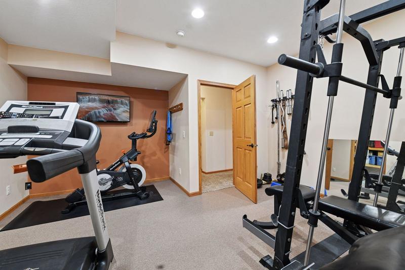 1401 Woods Creek Drive Delano, MN