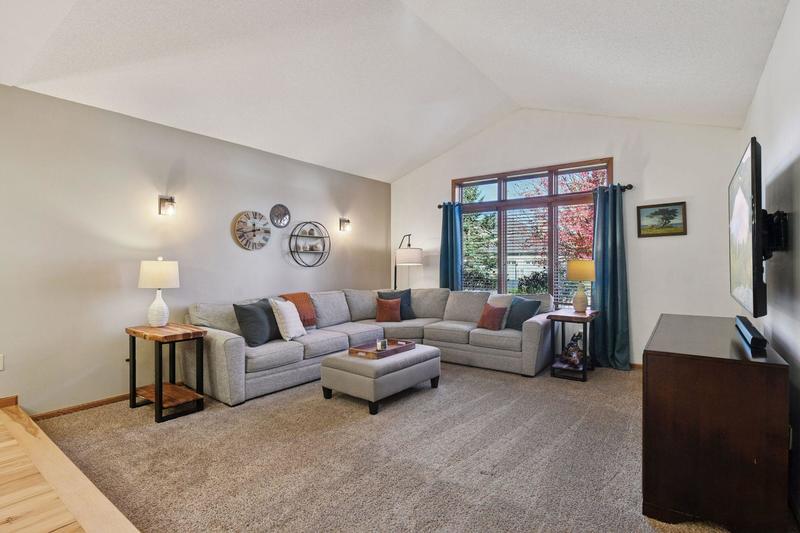 1401 Woods Creek Drive Delano, MN