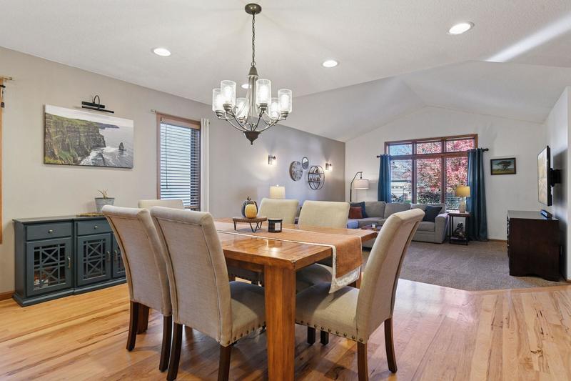 1401 Woods Creek Drive Delano, MN