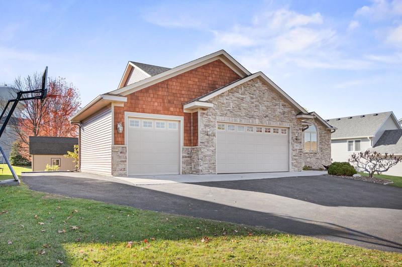 301 3rd Street Delano, MN