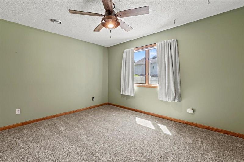 1111 Woods Creek Drive Delano, MN